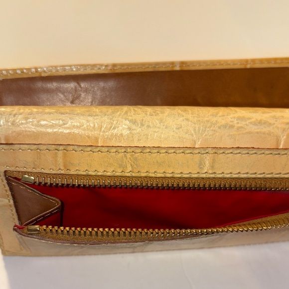 Dooney & Bourke Cream Crocodile Embossed Wallet - Picture 11 of 15